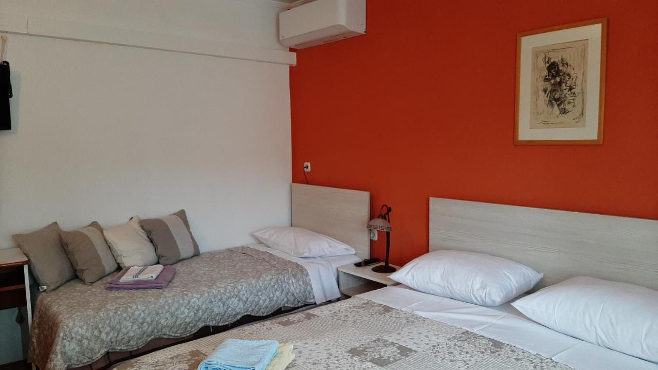Rooms Neda Rab Town Eksteriør billede
