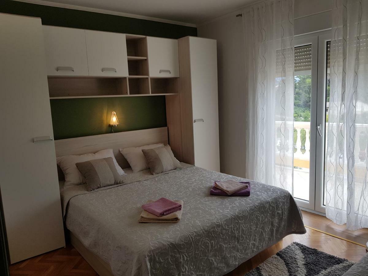Rooms Neda Rab Town Eksteriør billede