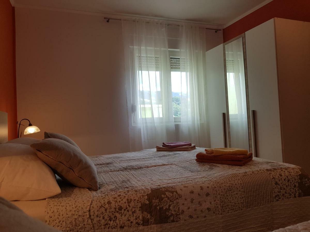 Rooms Neda Rab Town Eksteriør billede